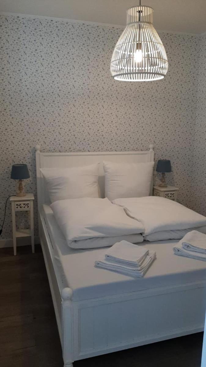 Ferienwohnung Stubenglueck 54, Zentrale Lage Im Schoenen Sasel Amburgo Esterno foto