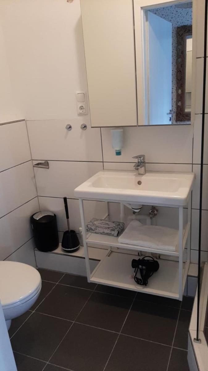 Ferienwohnung Stubenglueck 54, Zentrale Lage Im Schoenen Sasel Amburgo Esterno foto